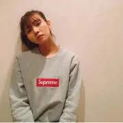 な