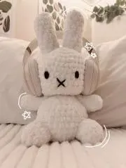 ぴょこた