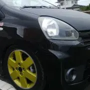 イース