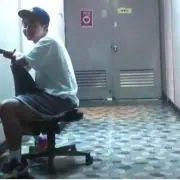 晃