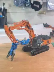 KOMATSU コマツ PC78US-11 ミニチュア重機 1/50 - メルカリ