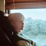 knmの画像