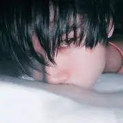 闇に咲くナナ