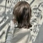 ・ x ・