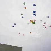 サカサン