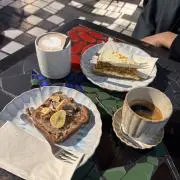 食いしん坊の画像