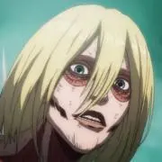 女型の巨人の画像