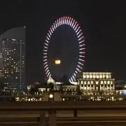 チャールズ