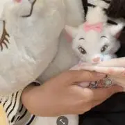 しゅな