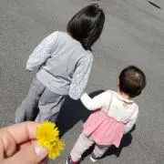 しろ