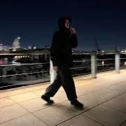 Fの画像