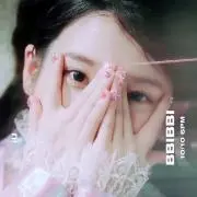GROUP OF UNIVERSE 王冠を飾る花織りスカート - メルカリ