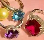 Pom's Jewelry プロフ要確認の画像