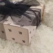： m