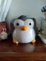 陶器のペンギン（ネーム思い浮かばない）の画像