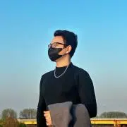 ユイ　タインの画像