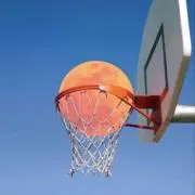 むーん