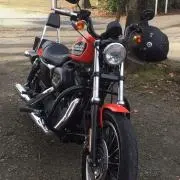 883R