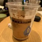 ニニ