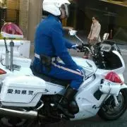 りゅうや