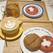 にこの画像