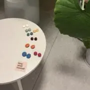 tiny and roundの画像
