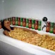 左膝右踵
