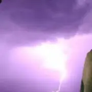 巖
