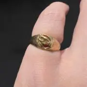 ヴィンテージジュエリーコレクターの画像