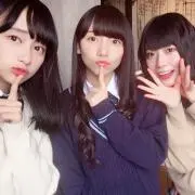 トム