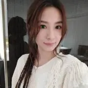 アヤナ