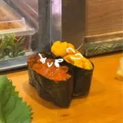 うにいくら