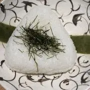 iuni