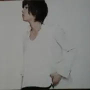 ユリ
