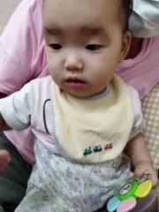 あ*ゆ様 赤ちゃん本舗 アカチャンホンポ おやつなりきり帽子付きベスト