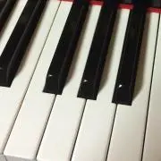 シ綺
