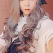 ゆりあ