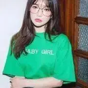 theredthread【S damage tops half logo】 - メルカリ