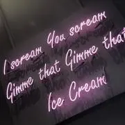 MOONの画像