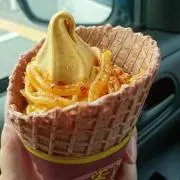 どんぐりの画像