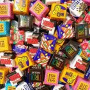 チロルチョコ