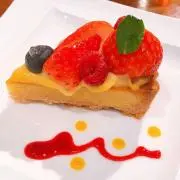 ユユユ
