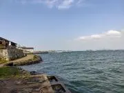 山下