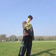よんの画像
