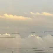みあ
