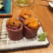 うににく