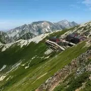 やや