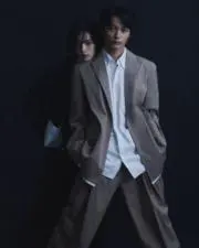 プロセカ グリッター缶バッジ 41a.44a 冬弥 リングライト - メルカリ