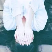 ヌーンの画像