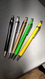 ご購入の前にプロフィールをご覧ください